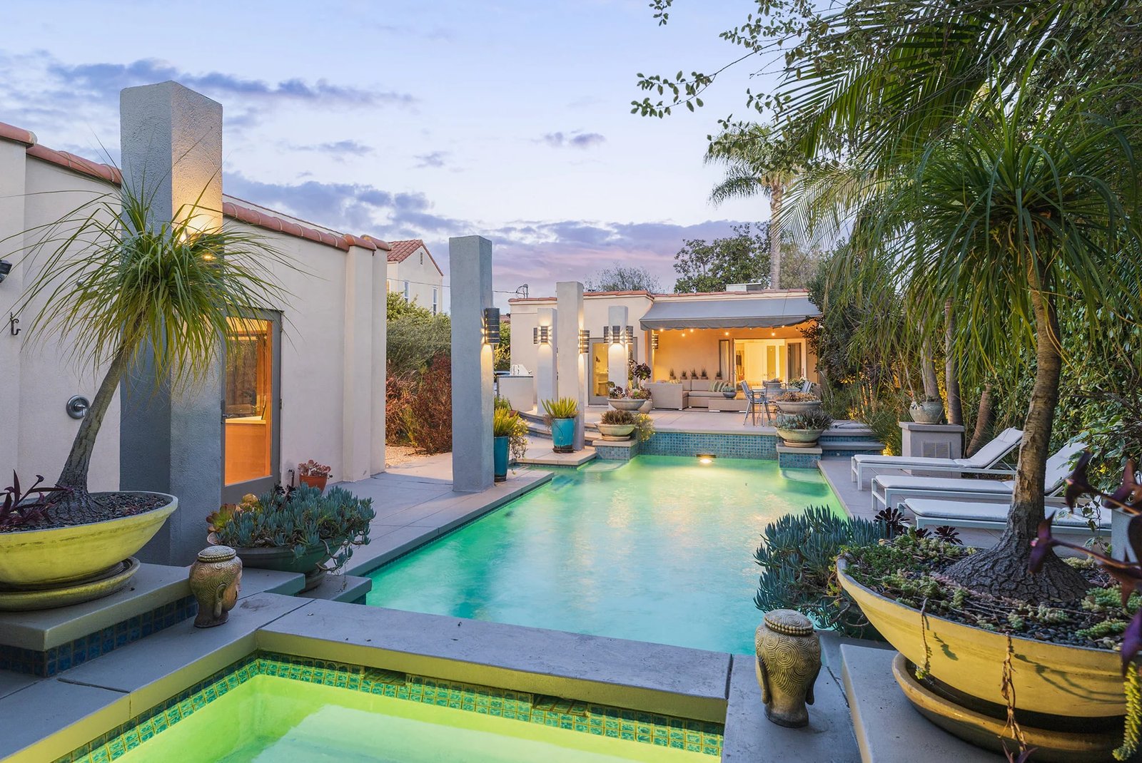 4b6b9b930bf0fb730f4ba7b04922a5781693982421