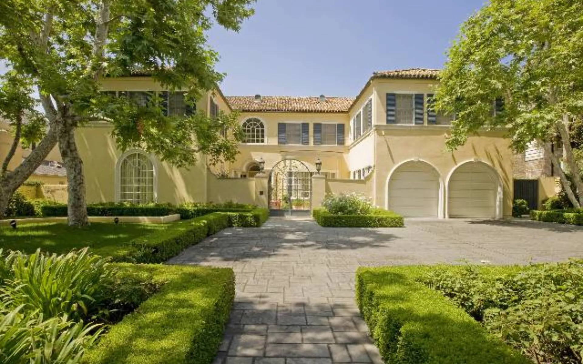 588256f1046e7f3aab2c351757e230f31693973986