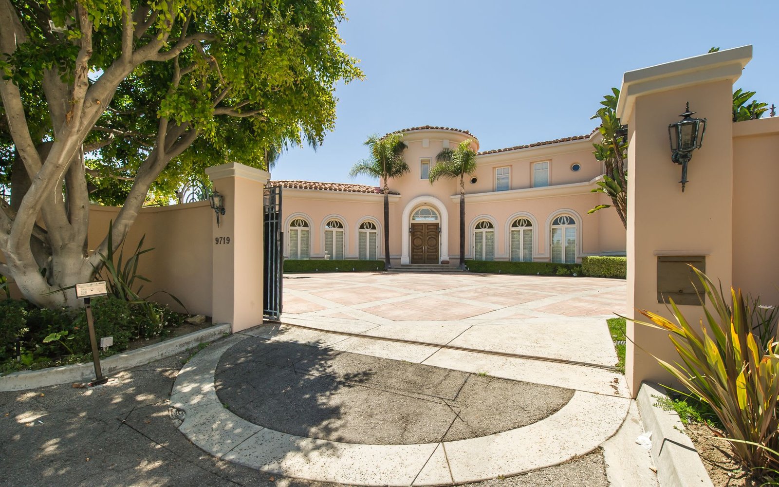 6fa0238173c02cb7d58239461e9570561693893497