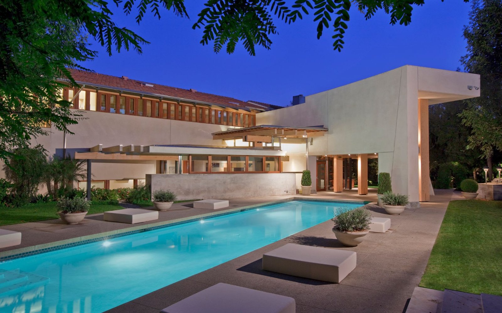 8ad6f9d997a5e9196e16551a9232a2851693967940