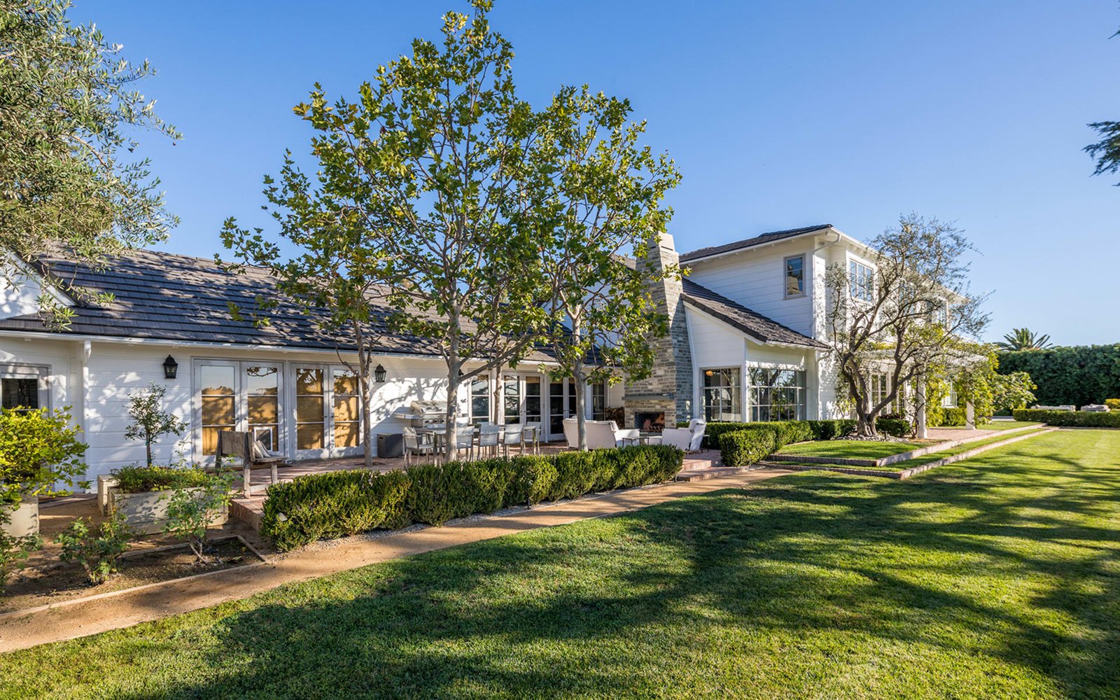 ad887e9c406a860a42fb37191e707e8a1693973652