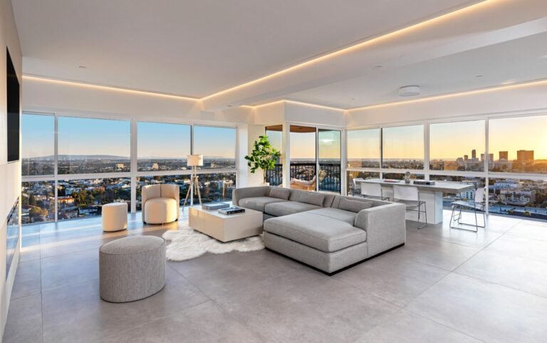 efee285687ba6ec4a63fbe1942fd8ac31693990845